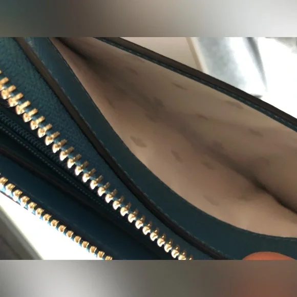 Kate Spade zip around leather wallet - Picture 5 of 6